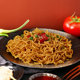 ໂຖປັດສະວະດຽວກັນຂອງ noodles ໄຂ່ແດງເກືອແລະ noodles roe ກະປູ.
