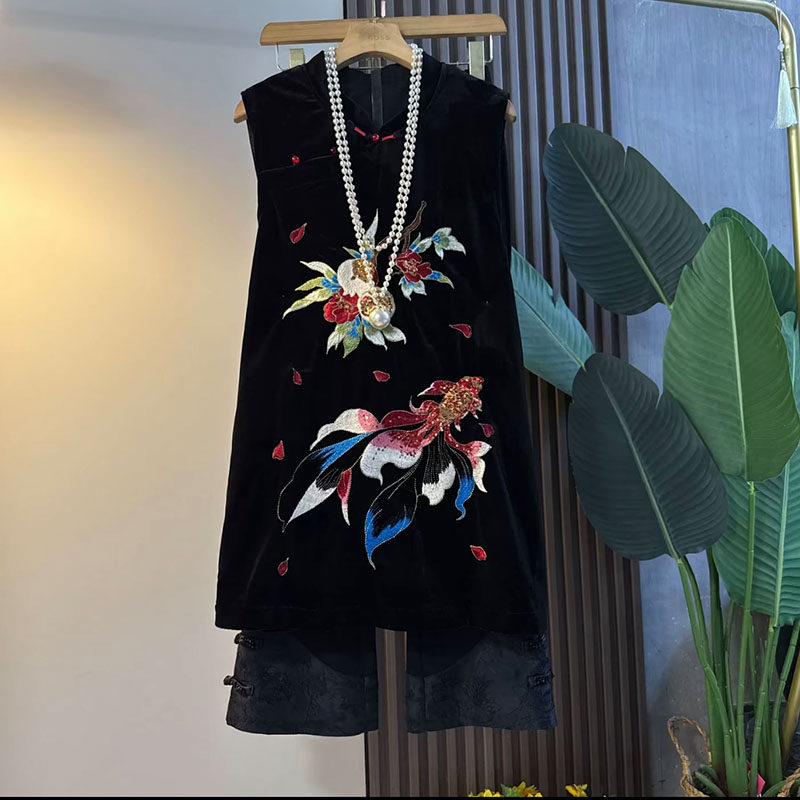 新中式大码女装2025秋季款国风亮钻刺绣丝绒中长款马甲裤子两件套,淘宝优惠券,粉丝福利购,淘宝优惠卷