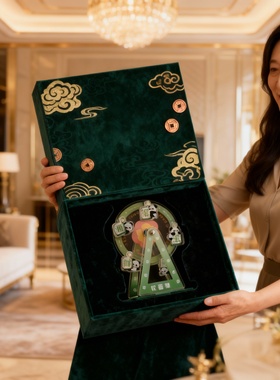 国潮熊猫可旋转桌面摆件礼盒装