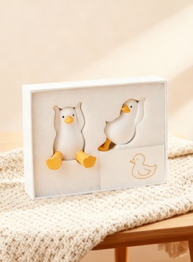 卡通小鸭子树脂动物造型摆件