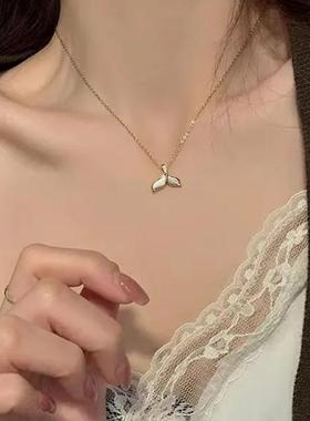 贝壳鱼尾贝母项链女秋冬上新轻奢小众闪亮不掉色防过敏钛钢颈链潮