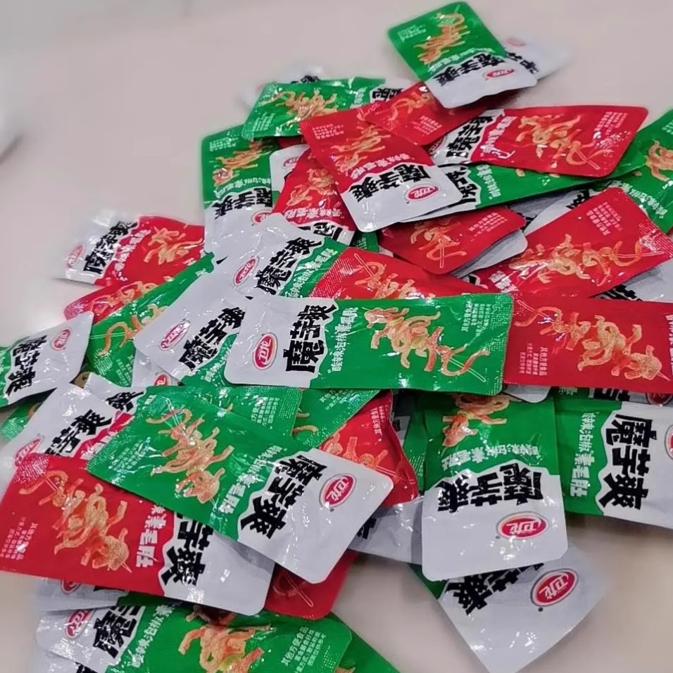 卫龙魔芋爽素毛肚袋装卫龙香辣酸辣素毛肚休闲追剧零食小吃-图1