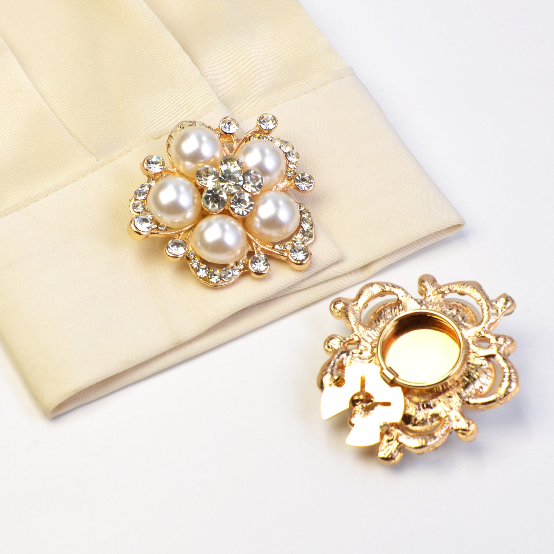 Ins博主同款复古珍珠太阳水钻花朵衬衫西装领扣袖扣免打孔高级感,淘宝优惠券,粉丝福利购,淘宝优惠卷