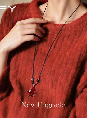 马上有钱小马红色项链女款配毛衣长款毛衣链轻奢小众高级感秋冬
