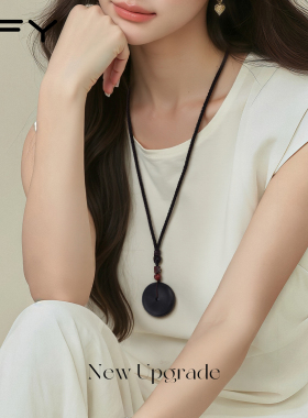 檀木平安扣吊坠项链女2025新款中式禅意黑绳编织挂绳锁骨链女配饰