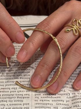 法式原创设计轻奢新款手镯