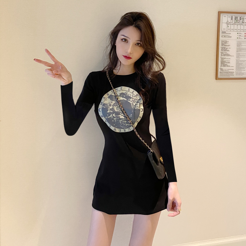 2021夏装新款t恤裙修身气质连衣裙 安蒂芙连衣裙