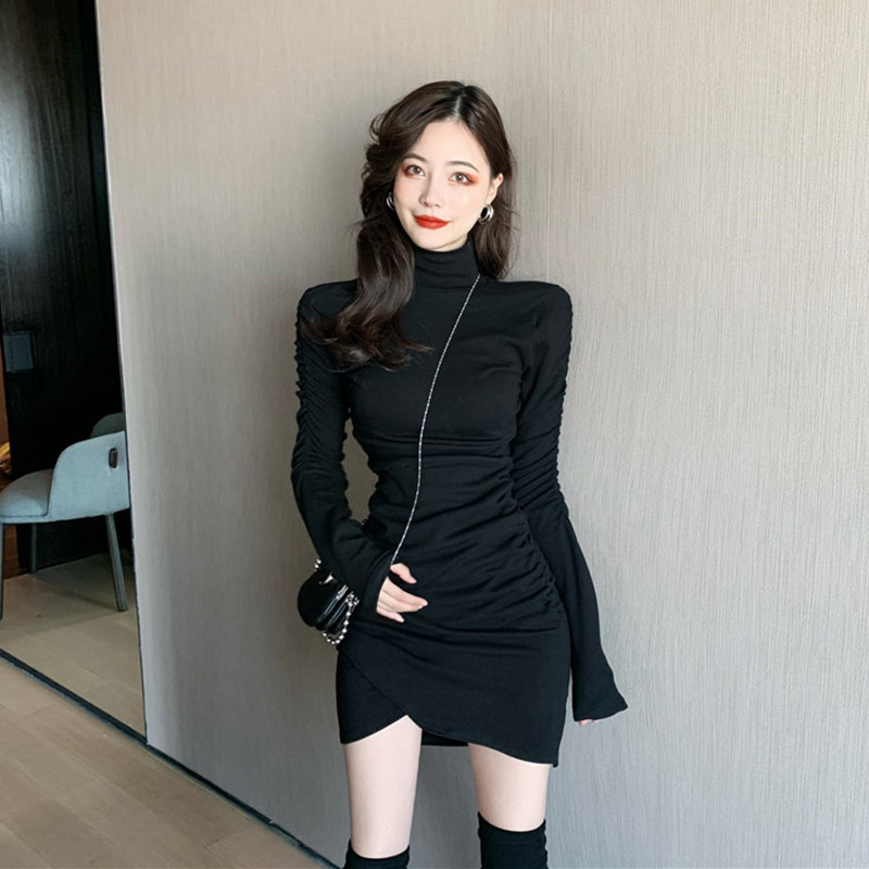 2021秋冬新款修身性感显瘦连衣裙 安蒂芙连衣裙