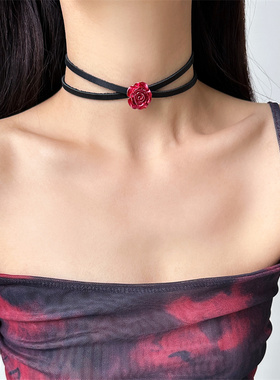 多层红色串珠蜘蛛玫瑰锁骨链