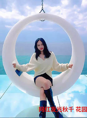 网红七彩发光月亮秋千吊椅景区