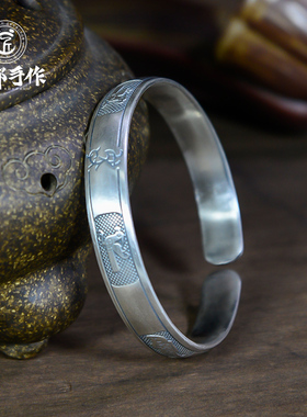 成都银饰手镯四川非遗工艺复古