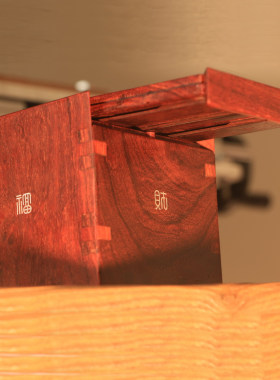 定制小叶紫檀正方机关盒 独板制作 木板内隐藏机关不占用盒内空间