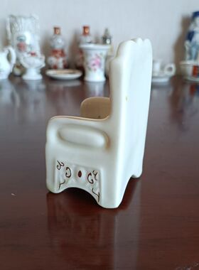 Carlton卡尔顿瓷器 Oxford City 牛津城盾徽手绘好运椅徽章瓷摆件