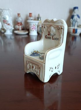 Carlton卡尔顿瓷器 Oxford City 牛津城盾徽手绘好运椅徽章瓷摆件