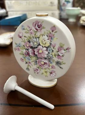 Ibis Aveiro 葡萄牙收藏瓷器 花卉装饰香精瓷瓶 精油香料瓶摆件