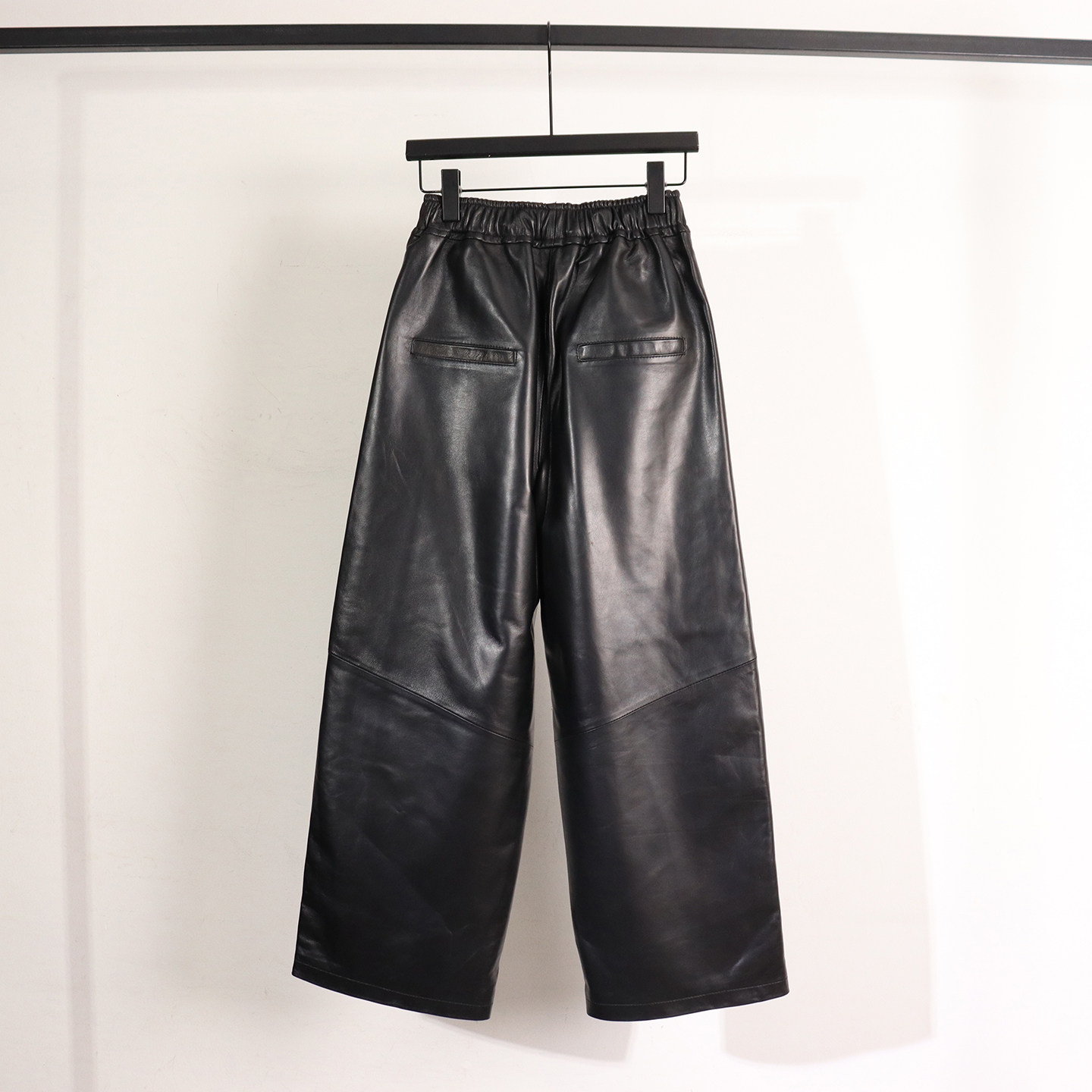 新款真皮皮裤女款抽绳松紧腰阔腿长裤时尚宽松休闲显瘦百搭九分裤,淘宝优惠券,粉丝福利购,淘宝优惠卷