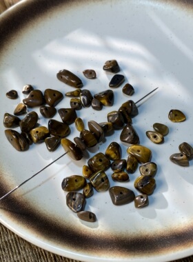 天然虎眼原石5*8mm有孔碎石手工diy串珠手链项链饰品配件材料S117
