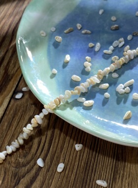 天然淡水白贝3*5mm有孔碎片手工diy串珠手链项链饰品配件材料S336