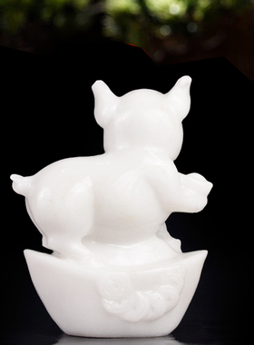 白玉石发财猪摆件十二生肖招财猪