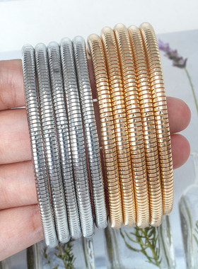 女弹簧多层叠戴不锈钢手镯手饰