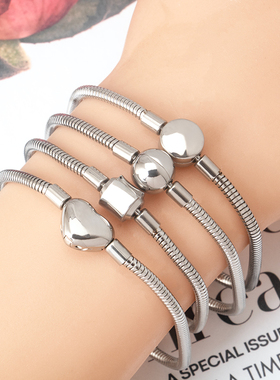 不锈钢软蛇骨链卡扣手链钛钢手饰