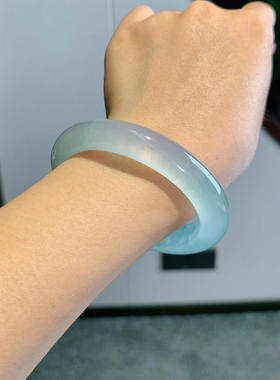 冰种玉手镯晴水色女款正圈