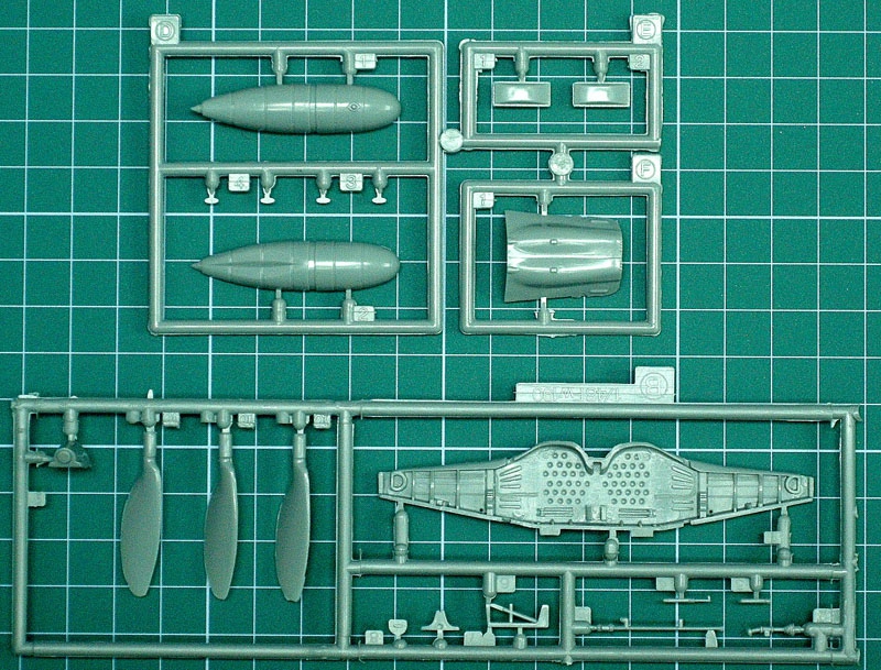 伊达雷利Italeri2678德军FW190A-8战斗机1/48拼装模型-图2