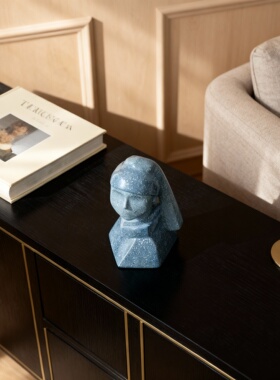 简约现代抽象人物树脂雕塑摆件