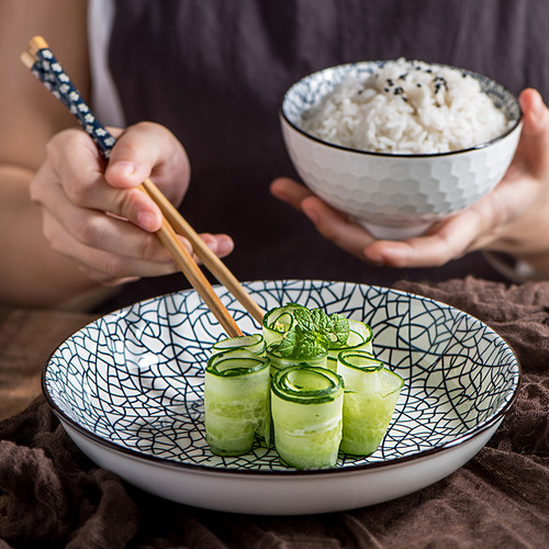 青花瓷碗餐具日式吃饭碗10个套装早餐陶瓷碗盘子家用组合礼盒装 - 图2