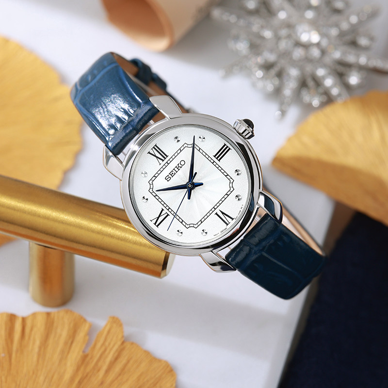 SEIKO精工珍珠贝母盘皮带优雅气质送礼时尚石英女士手表SUR502P1