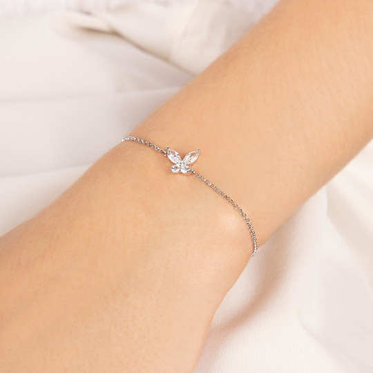 Das Schmetterlingsarmband von APM ist ein schickes und elegantes Geschenk