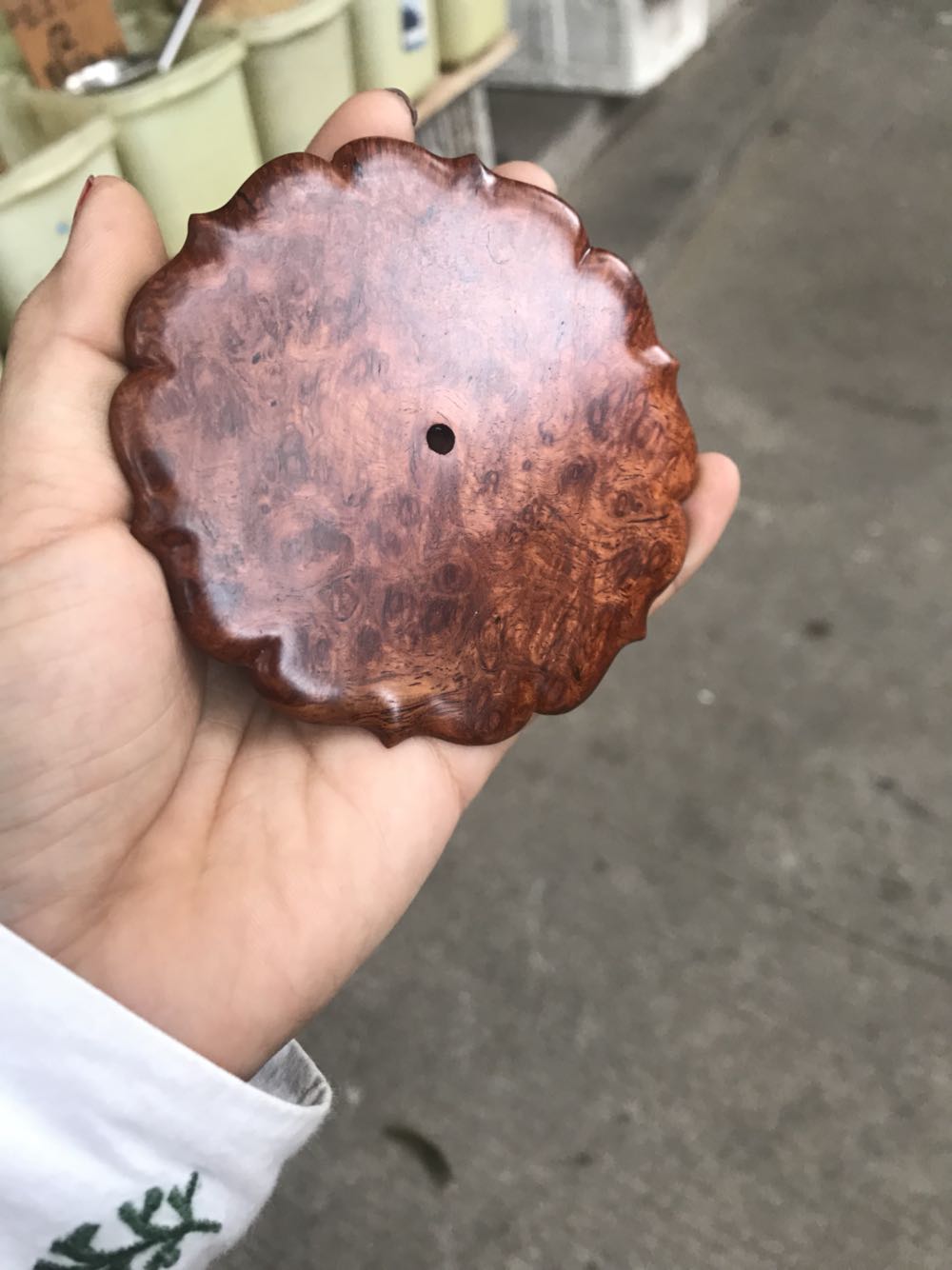 绣眼笼 樱木顶板红木大师 黄峰本工 菱形樱木满纹高级绣眼笼顶板 - 图1