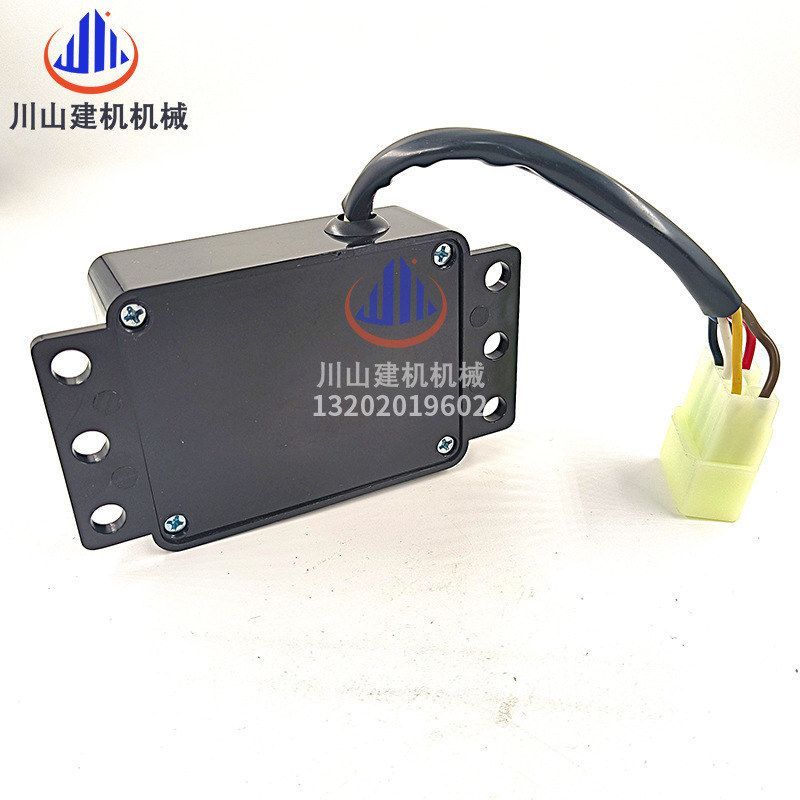 挖掘机斗山大宇150/220/ 215/225/300-5-7雨刮计时器控制器00040 - 图0