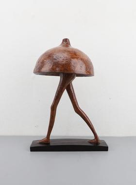 现代简约创意抽象蘑菇人物摆件客厅卧室书房样板房办公室家居饰品