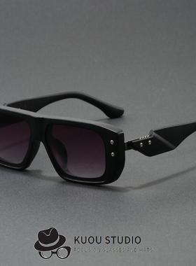 时尚小众长方形大粗框太阳眼镜男女通用个性镜腿遮阳墨镜防紫外线