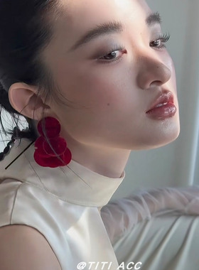 复古天然红色贝壳圆片流苏耳钉轻奢高级感耳环女夸张独特个性耳饰
