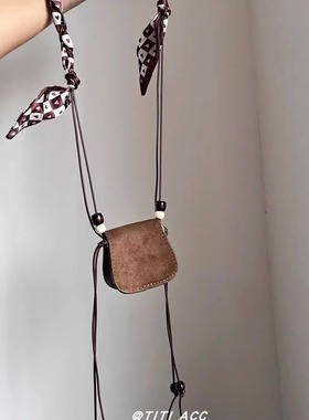 可做腰包！复古美拉德风棕色麂皮绒包包项链秋冬时尚高级感毛衣链