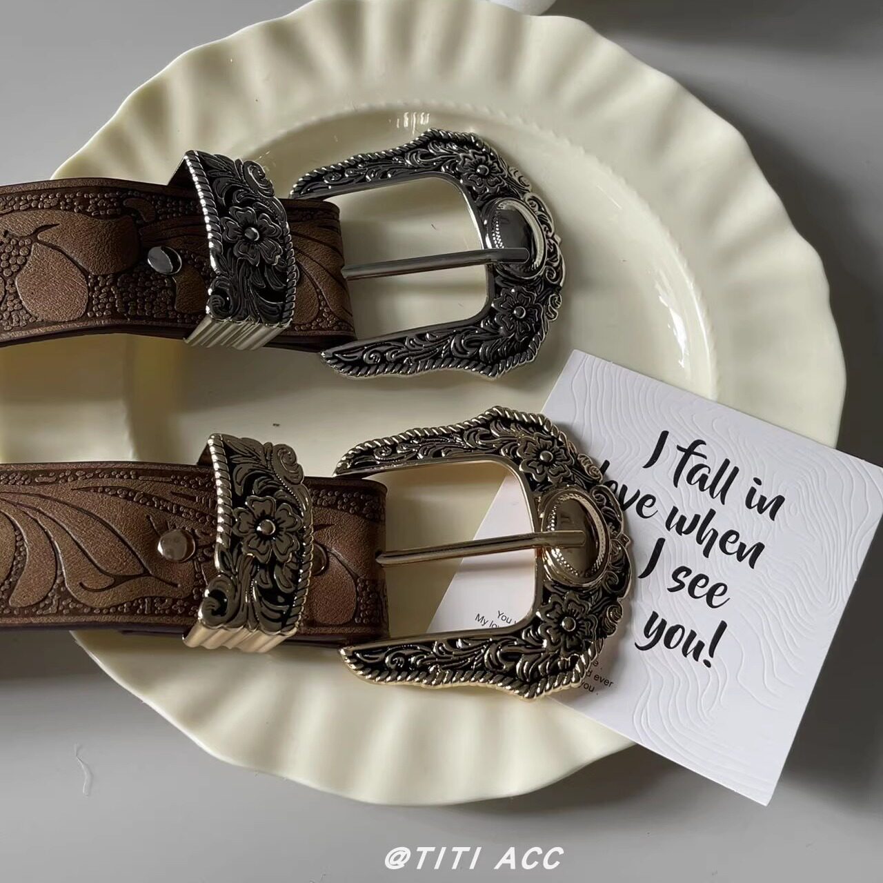 复古甜酷辣妹棕色雕刻皮带女y2k亚文化设计感雕花腰带2025年新款