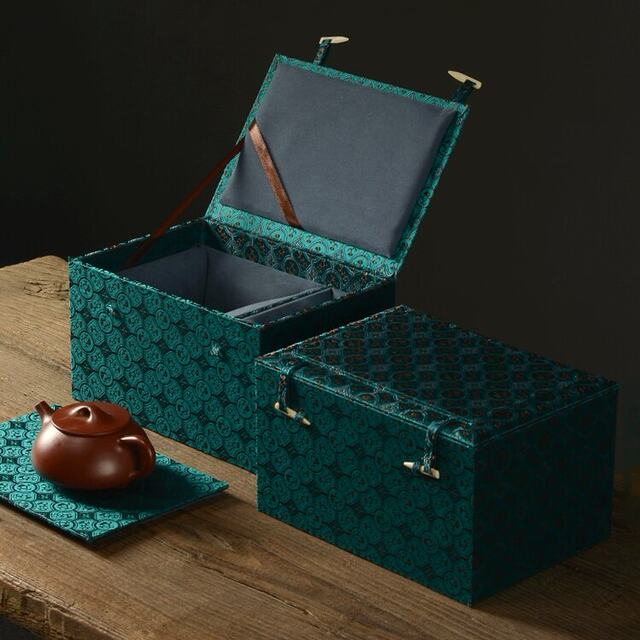 Yixing purple clay pot packaging empty box porcelain jade antique built tea cup single pot lid cup body separate brocade box