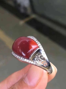 瓦西南红牛血红马鞍戒指男女通用款珠宝古玩收藏旧物件手串吊坠