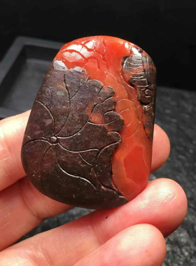 特色保山南红铁皮包浆雕刻牡丹花吊坠流行时尚饰品手串翡翠手镯女