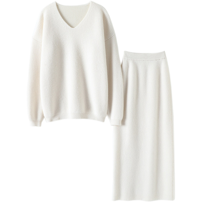 启超温柔岁月~加厚！100%纯山羊绒衫女V领毛衣半身裙休闲羊绒套装,淘宝优惠券,粉丝福利购,淘宝优惠卷