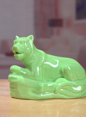 绿色动物吉祥大小号鼠年生肖蛇