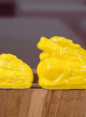 龙蛇生肖陶瓷摆件吉祥招财鼠