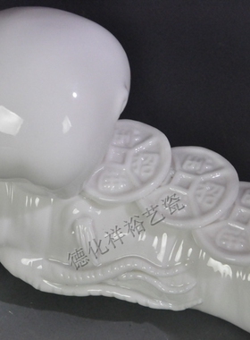 生肖猪招财进宝陶瓷工艺品送福