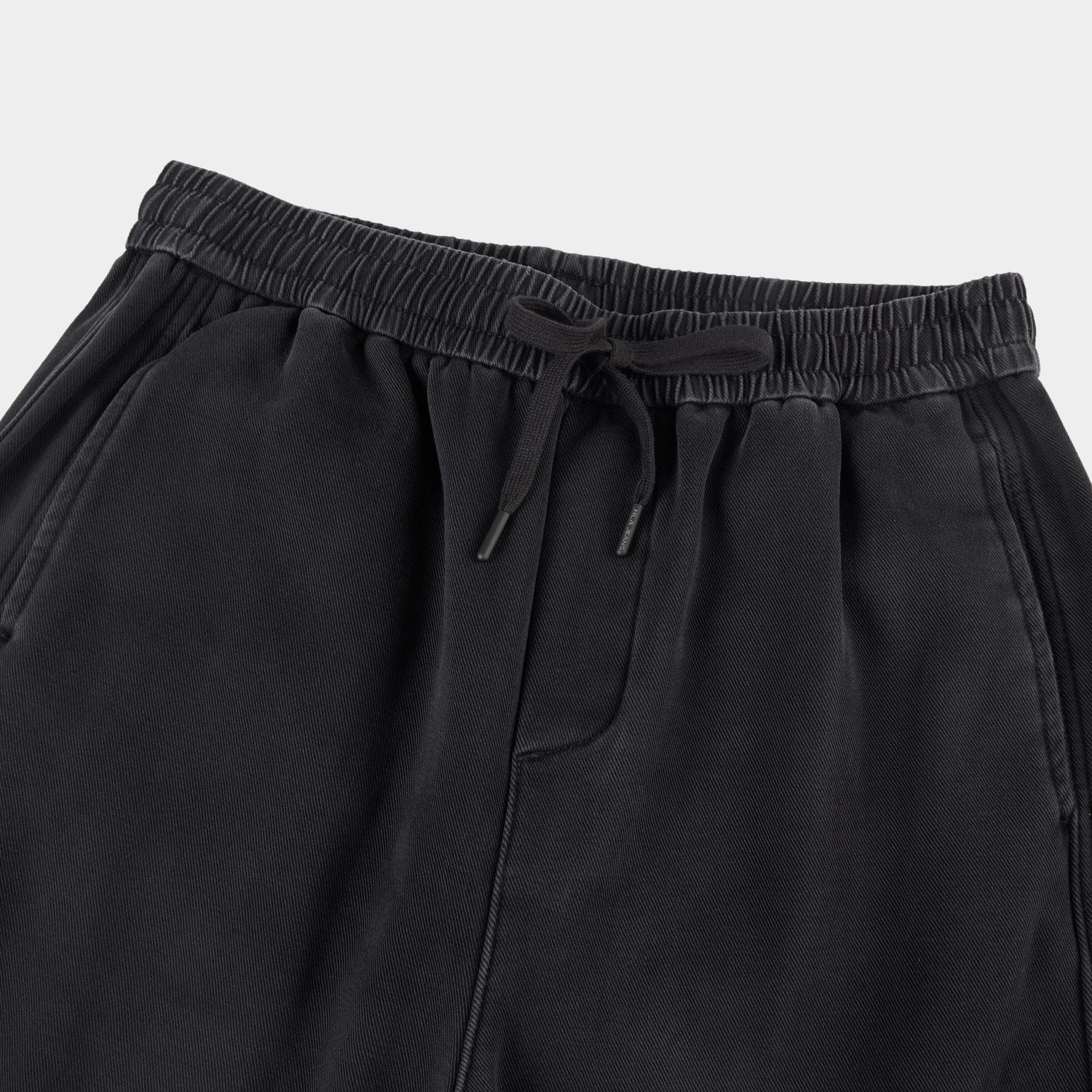 海澜之家旗下黑鲸松紧裤腰牛仔裤男2025年冬季新品加绒男裤弯刀裤