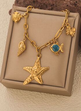 Jolivie Stainless Steel Starfish Seashell Bracelet Gold-Plat
