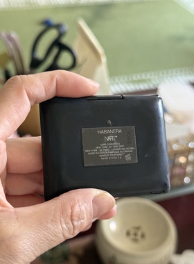 NARS 旧版双色眼影habanera实拍外壳胶粘酒精擦过变光滑了接受拍
