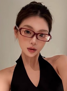 2025新款气质红色方形太阳眼镜