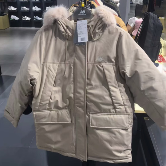 New Balance NB女款运动休闲保暖羽绒服AWJ44302-CIC-SOT-ACK